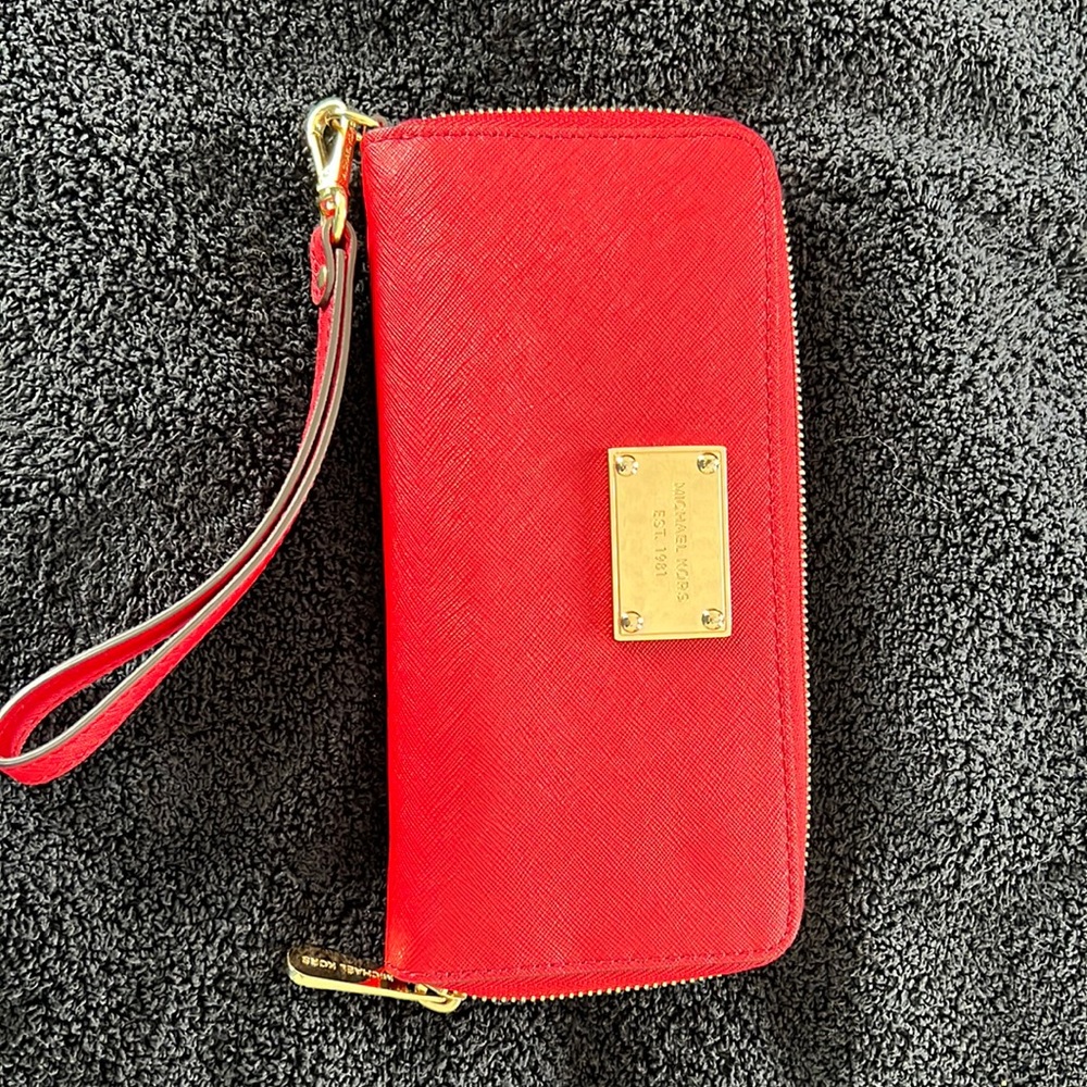 Michael KORS Wristlet